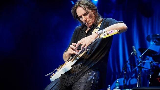 Steve Vai announces enormous 54-date US tour