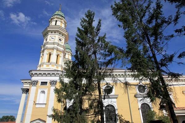 Užhorod, Seredne a Mukačevo (Zakarpatsko) – Západní Ukrajina – Země poznané – Cesty a památky