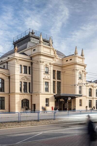 REKONSTRUKCE VÝPRAVNÍ BUDOVY ČESKÉ BUDĚJOVICE | Architektonické a projekční studio A8000
