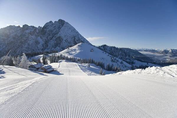 Lyžování Rakousko 2026 Dachstein West vše v ceně hotel wellness polopenze skipas delegát - Cestovní Kancelář A21 