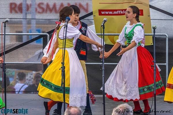 MFF Klatovy - vystoupení na Kolonádě