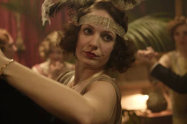Lekce neslušného chování - Z filmu - Katherine Parkinson