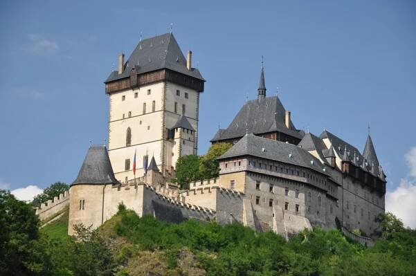Fotky akce: Ze Srbska na Karlstejn