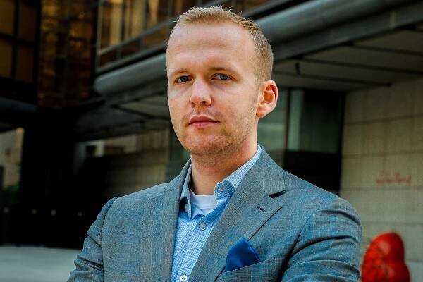 A 11 vstupuje do agentury Influence Lab. Chystají pořad s Martinem Hranáčem