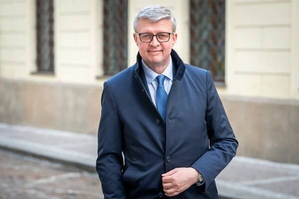Havlíček: Vláda legalizuje peníze z trestné činnosti. V této situaci by si sami měli říct o důvěru