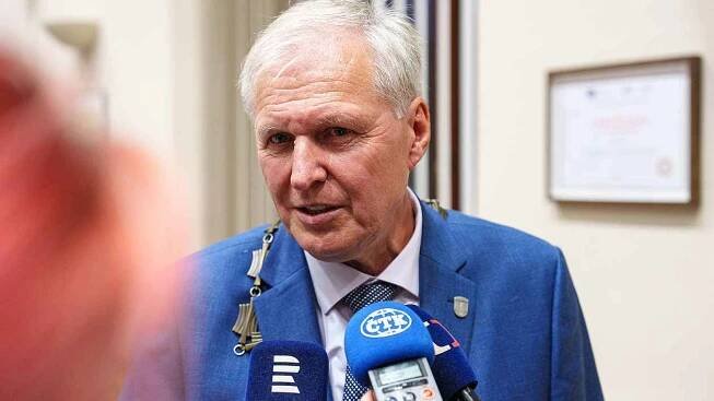 Chomutovský primátor Petrilák porušil zákon. Hrozí mu pokuta