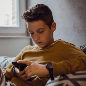 Online harmful sexual behaviours in children and young people under 18 – position statement | eSafety Commissioner