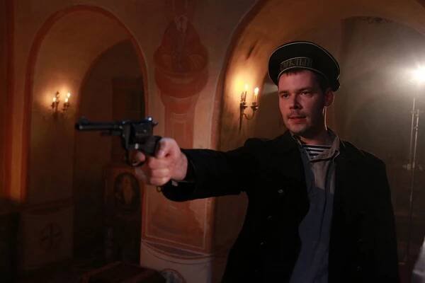 Vjačeslav Krikunov - Gospoda-tovarišči - Season 1 - Z filmu