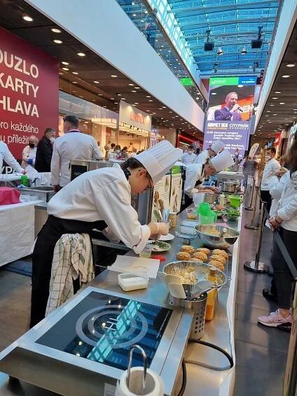 Masterchef mezi studenty i Kluci v akci. Do Remeše pojedou kuchaři z Brodu