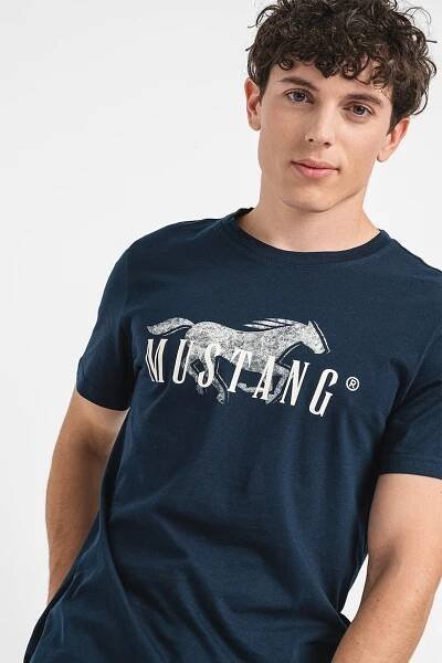 Pánské tričko k.r. MUSTANG modré-M | EXE JEANS | Specialisté na džíny Mustang, Cross, Mavi a další