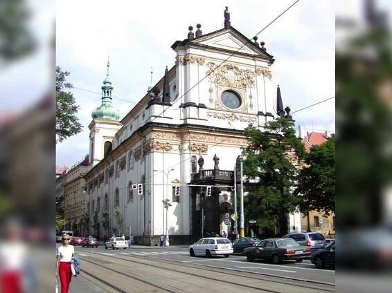 Kostel Sv. Ignáce - PrahaPamatky.cz