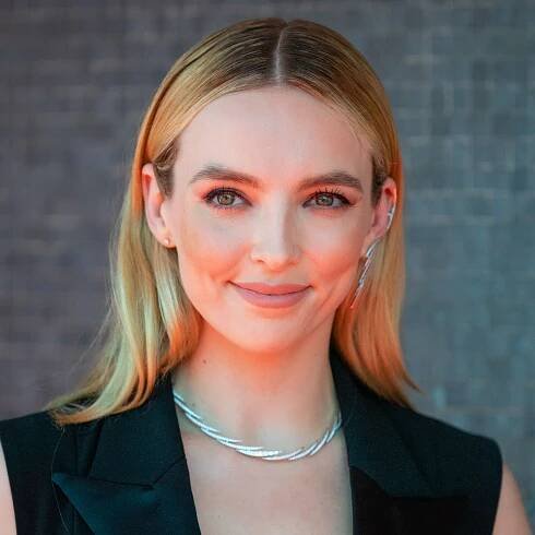 Jodie Comer Talks Method Dressing, ‘Big Swiss,’ and Romancing Austin Butler in ‘The Bikeriders’