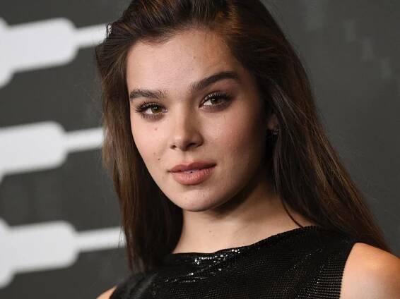 hailee steinfeld september 2019