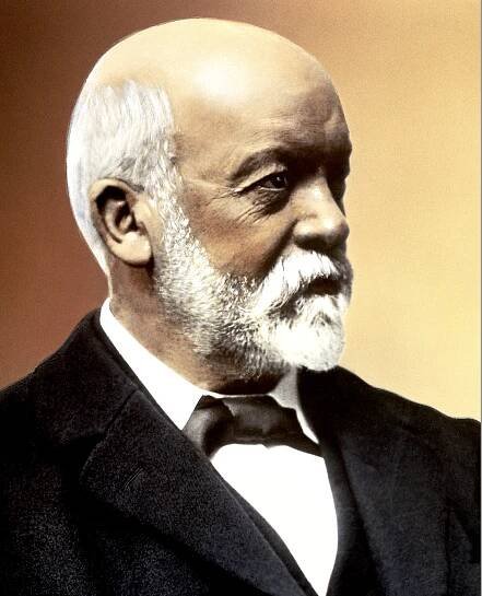 LIGNES/auto visits Gottlieb Daimler – LIGNES/auto
