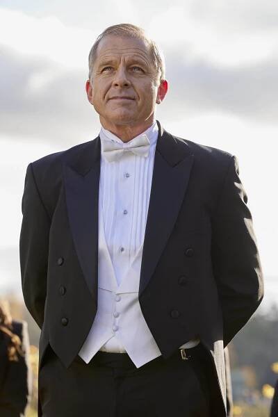 Jak posloužit lásce - Z filmu - Maxwell Caulfield