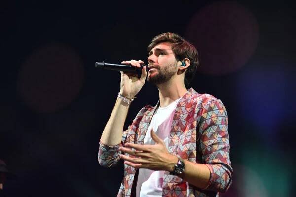 Alvaro Soler + Kelvin Jones, 7.5.2019, Tipsport aréna, Praha