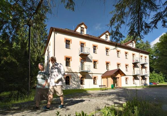 Lázeňský hotel ELIŠKA - Termální lázně Velké Losiny - lázeňský resort