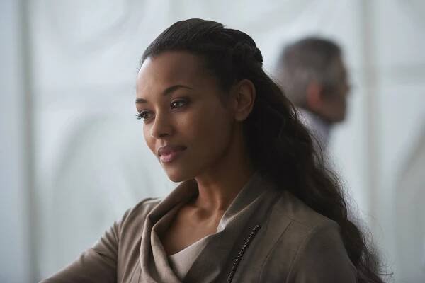 Dark Matter - Going out Fighting - Z filmu - Melanie Liburd