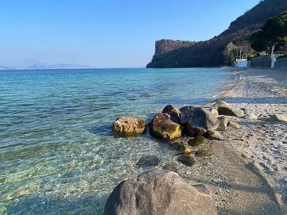 Spiaggia Pisenze, Itálie - Průvodce po plážích, informace, fotografie - BeachAtlas