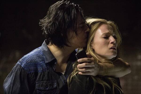 Dallas - Boxed In - Z filmu - Antonio Jaramillo, Emma Bell
