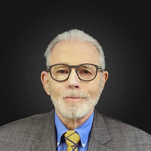 Les J. Levine