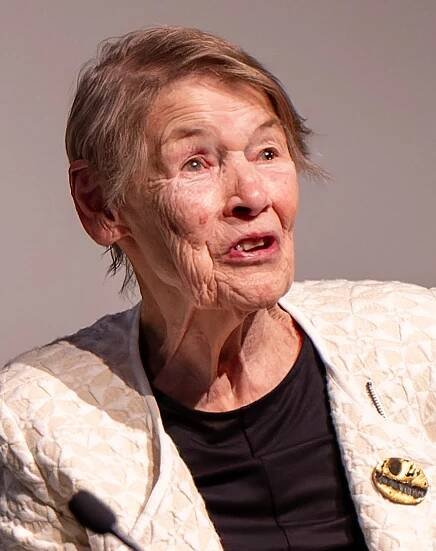 Glenda Jackson – Wikipedia