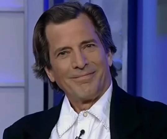 Dirk Benedict