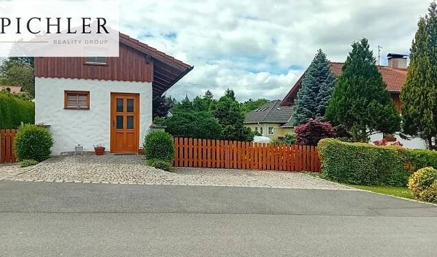Pronájem bytu 1+kk, 30 m2, Starý Plzenec | Reality.iDNES.cz 