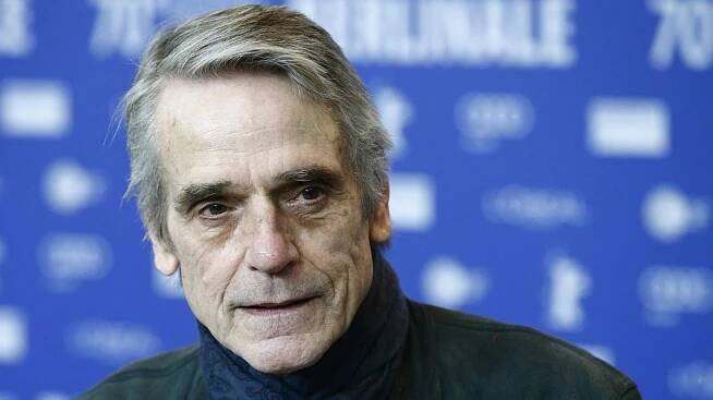Jeremy Irons si v dramatu Mnichov zahraje Chamberlaina - Novinky