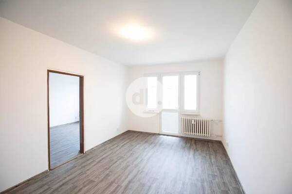Pronájem, Byty 3+1, 70 m2 - Nová Role | Dobré bydlení