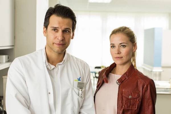 Der Lehrer - Wieder so ein fieser Vollmer-Trick - Z filmu - Florian Odendahl, Jessica Ginkel