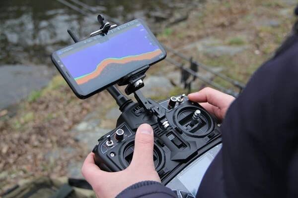 Devict Catamaran Fishing Robot