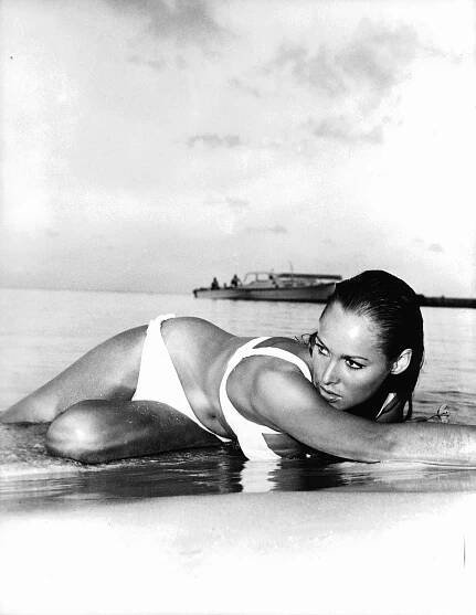 Sand and Deliver: 20 Great Beach Scenes