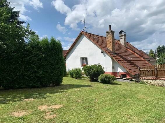 V jižních Čechách, obec Budkov, prodej chalupy s pozemkem a přístavbami, okr. Prachatice