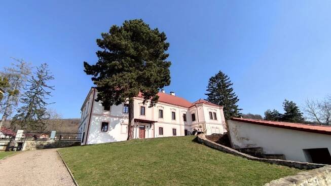 Fotogaléria • Zámek Třemošnice (Zámok) • Mapy.com