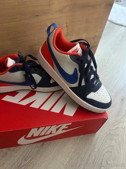 TENISKY NIKE VEL.40
