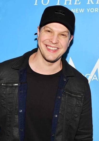 Celebs React Karina Smirnoff Pregnancy - Gavin DeGraw