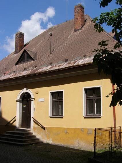 Úpice - fara, čp. 1 - Dům, budova