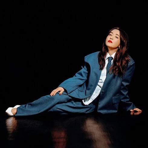 Maya Erskine Is the Ideal Rom-Com Lead in ‘Mr. & Mrs. Smith’