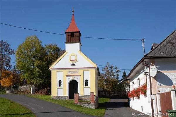 PETROVICE U SUŠICE : Ujčín