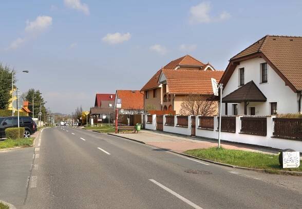 Soubor:Semilská street, middle part, Praha.jpg – Wikipedie