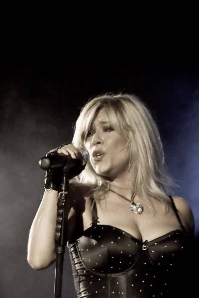Soubor:Samantha Fox in Lombardy.jpg – Wikipedie