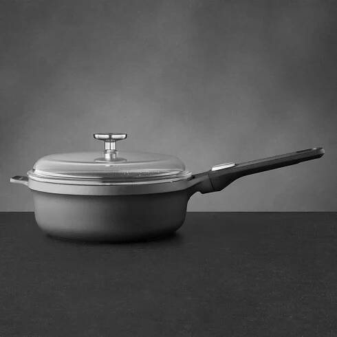 BERGHOFF Pánev hluboká s odnímatelnou rukojetí a poklicí 24 cm GEM BF-2307303 | eberry.cz