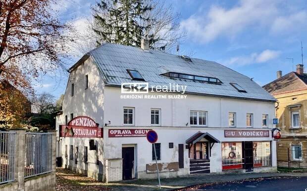 Prodej dům - Čapkova, Jiříkov, 380 m2