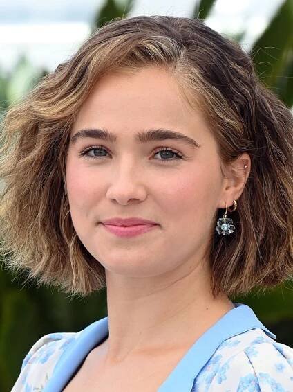 Haley Lu Richardson - Actress