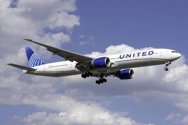 Newark Liberty International Airport — Aviation Photography By Vincenzo Pace
