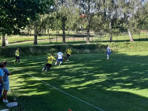 OBRAZEM: Patnáct let v dresu Libhoště. Dojatý „Eki“ po derby ukončil kariéru