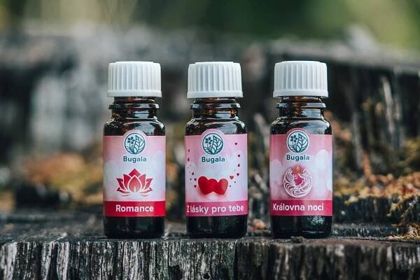 Romantická dárková sada tří vonných olejů - Obrázek 2