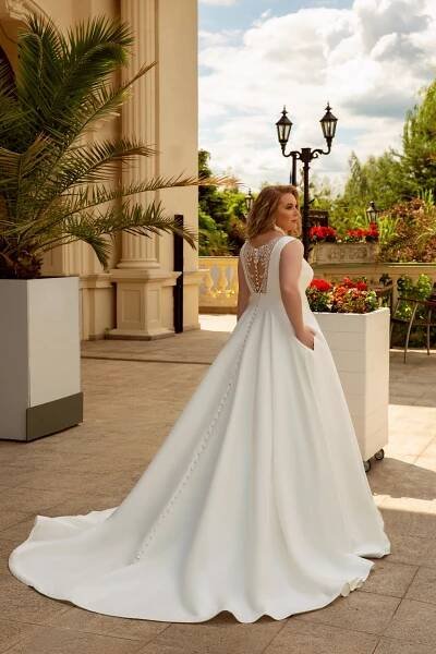 Vestiti da sposa taglie forti | Aosta | Sylvie Spose 