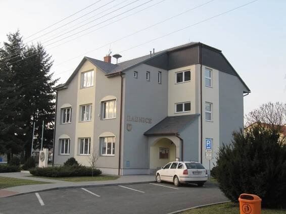 Soubor:Dřínov (KM), OÚ.jpg – Wikipedie